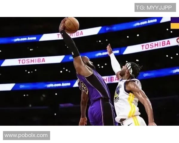 湖人勇士激战再起NBA季后赛巅峰对决引发球迷热议